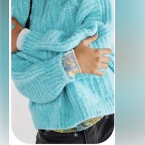Jessica Simpson | Sweaters | Top
Carter Pullover | size Large